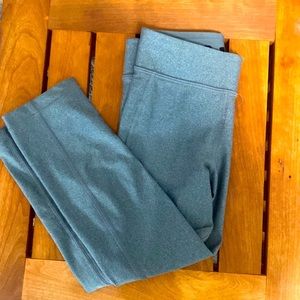 Under Armour Crop Compression Leggings